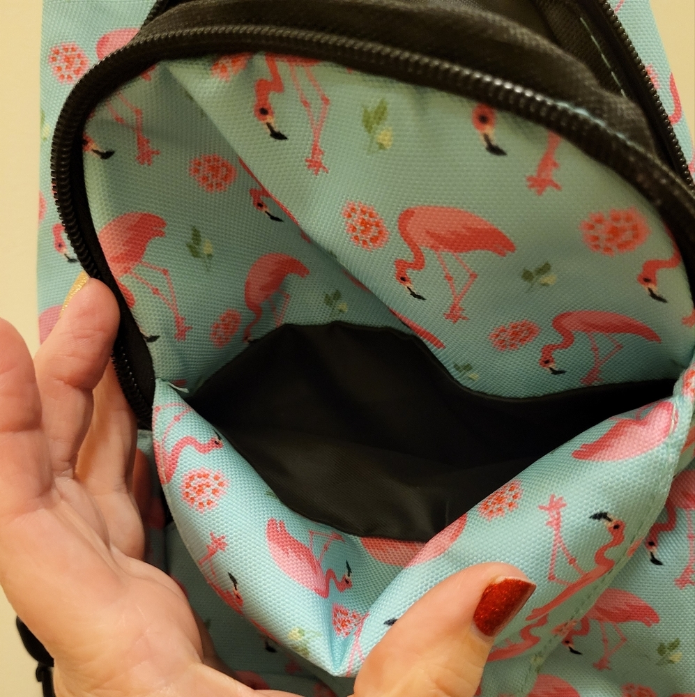 Sling backpack - Picture 2 of 3